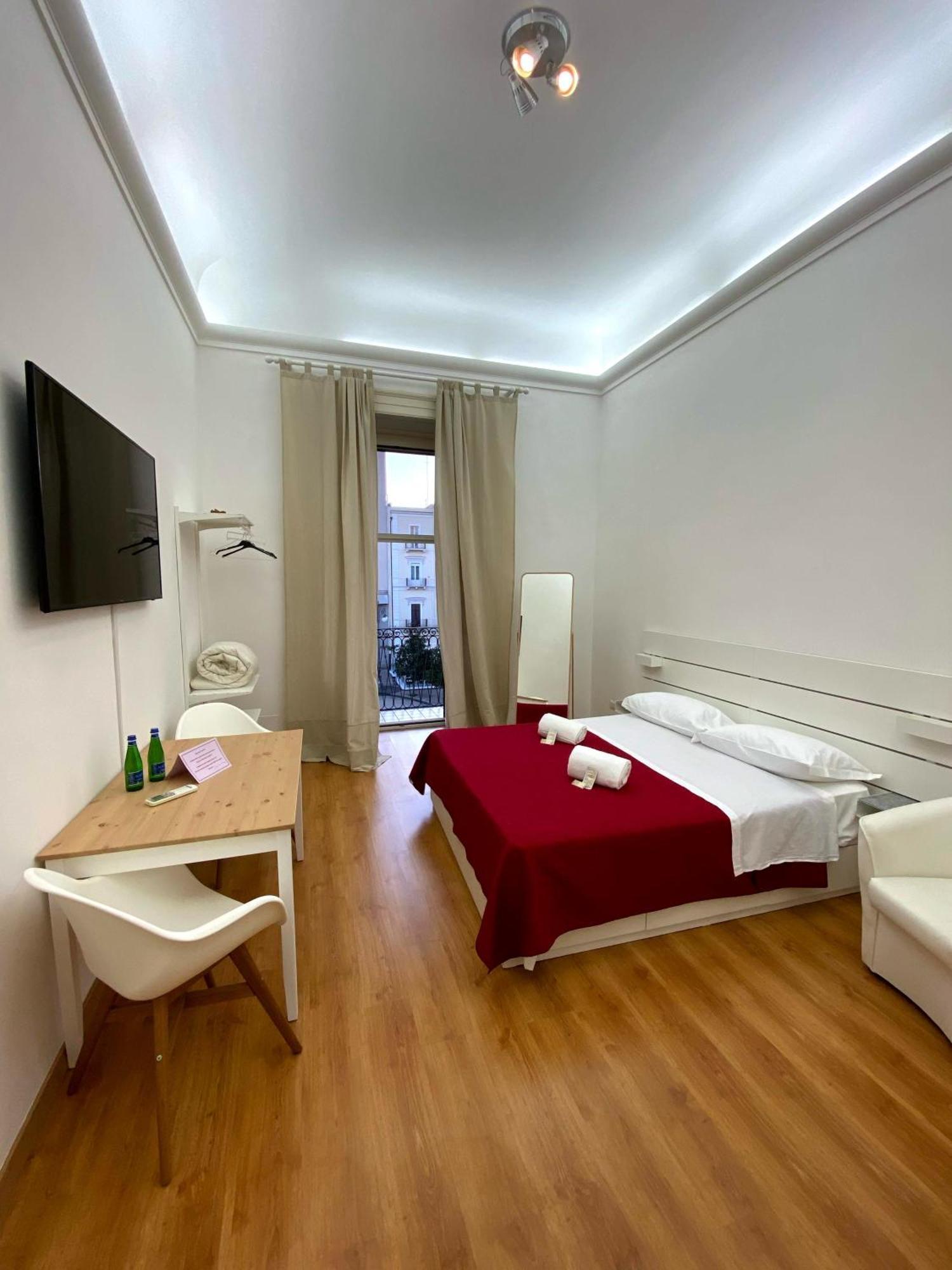 Apartamento Amica Taranto In Piazza Exterior foto